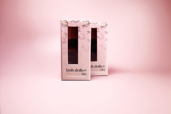 coloured lashes